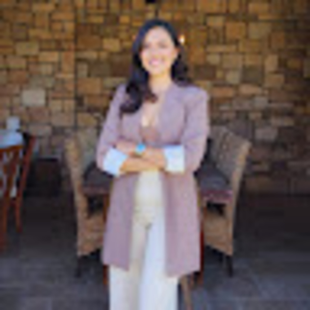 Meet your Posher, Angela